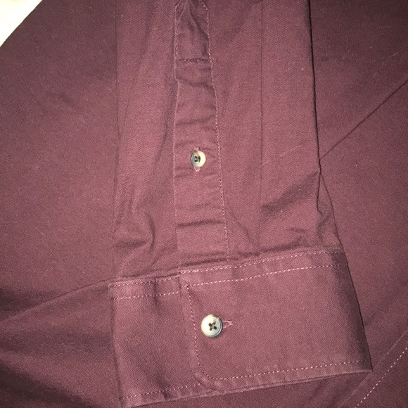 Burgundy Old Navy “The Oxford” Shirt button down - Picture 4 of 5